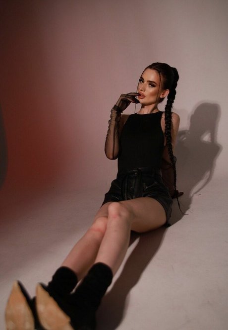 megan brunette pretty pornstar picture