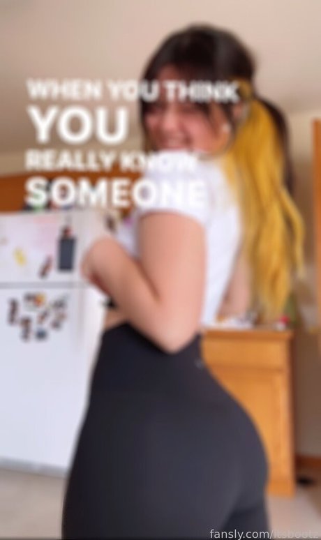 Itsbootz sexy model gallery