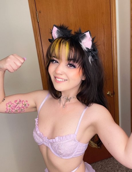 Itsbootz xxx actress photo