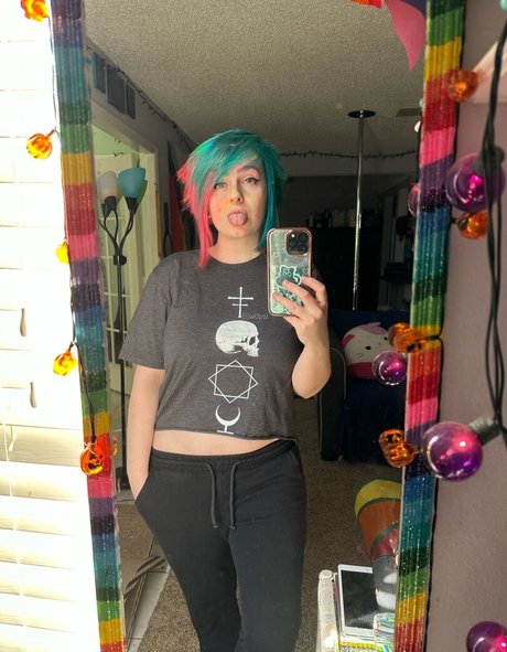 EllieOpal model high quality picture