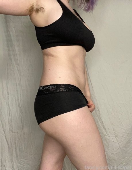 goth asian onlyfans adult pic