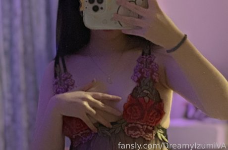 DreamyIzumiVA star naked pictures