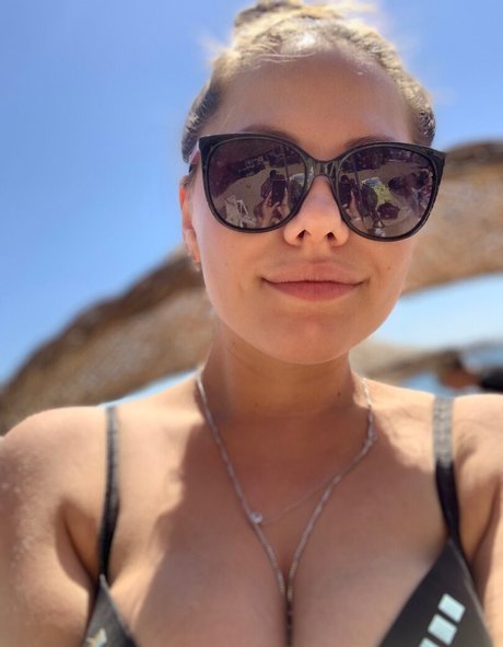 Mary Glushkova pornstar pretty pics