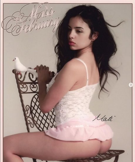 amateur lesbian onlyfans pretty pic