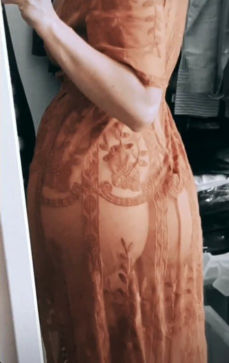 Salunes secret sex star picture