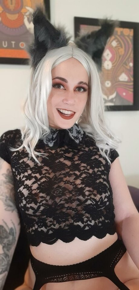 Salunes secret nice pornstar image