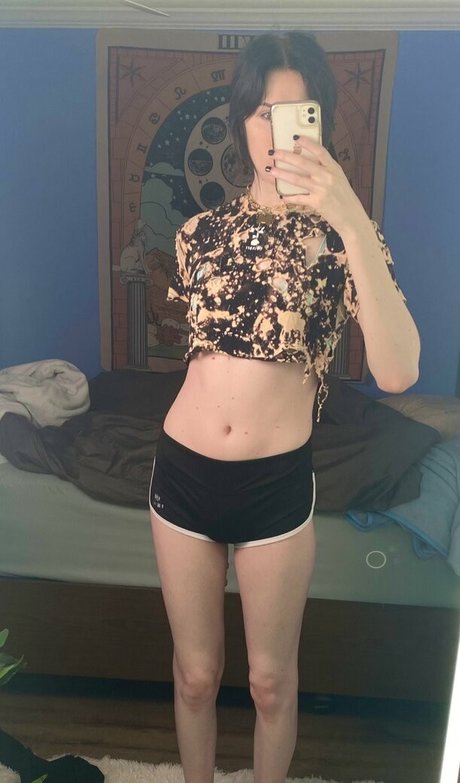 Annie Dro star hot pics