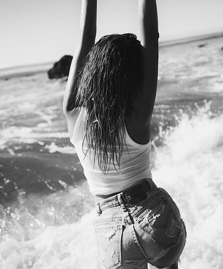 Mckenzie Hewson pornstar nude photo