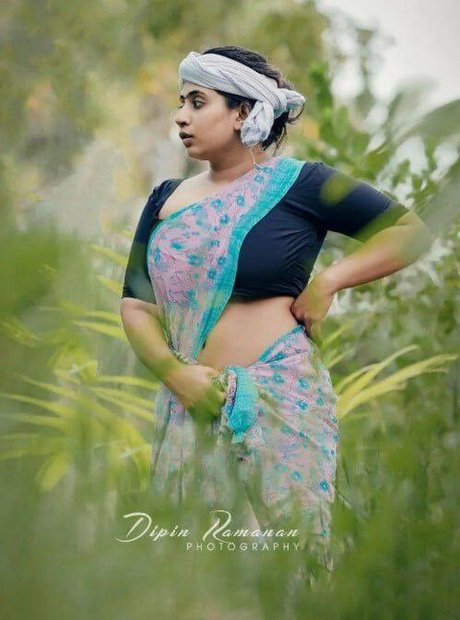 Nila Nambiar star pornographic photos