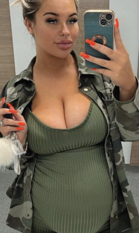 Nicole Barker perfect model galleries