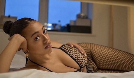 Mahalia pornstar nude pic