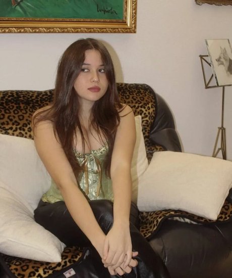 supermire high quality pornstar img