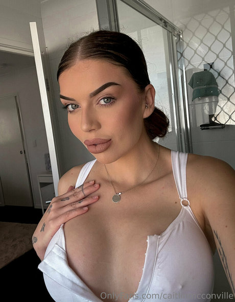 Caitlin McConville pretty actress image