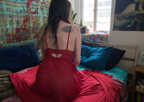 shakicast pornographic model img