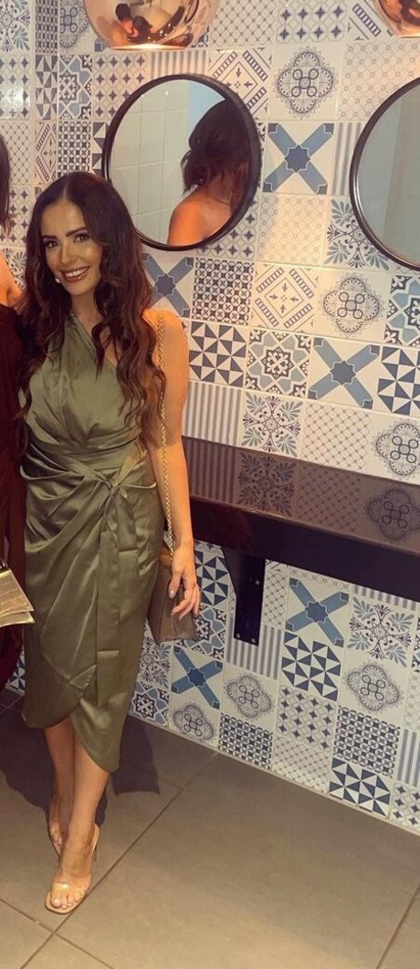 Megan L exclusive star images