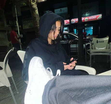 narjess pornstar exclusive img