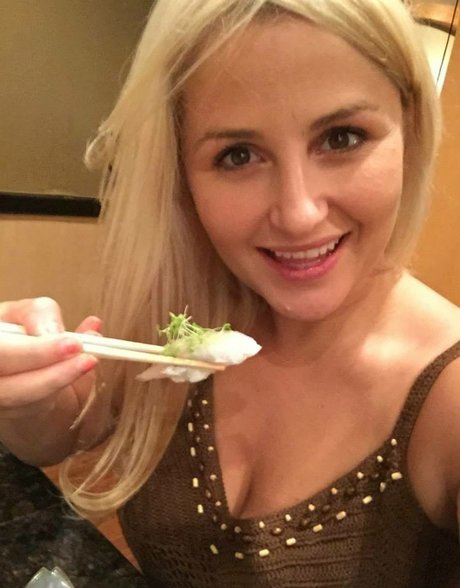 Jackie K high quality actress images