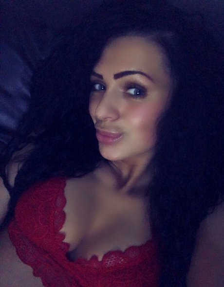 Iasmina Roxana pornographic model img