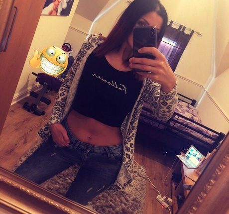 Iasmina Roxana star hd gallery