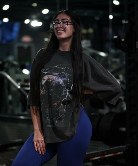 flexwness star nude galleries