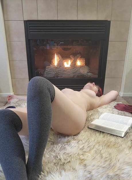 GodQueen99 xxx actress photos