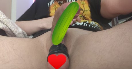 Maxi Nightmode star erotic photos