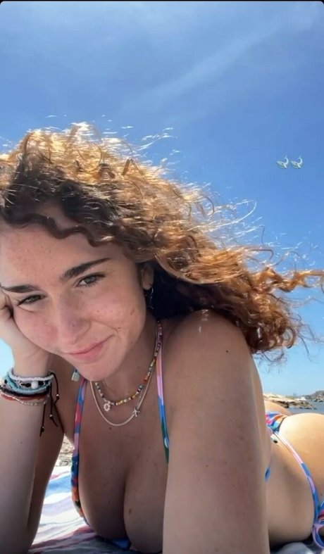 Lucia Perez star perfect pic