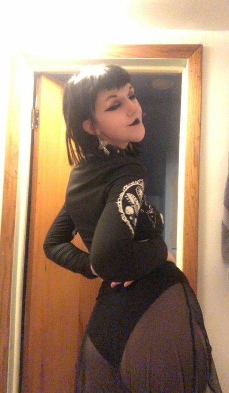 vapew0rm free actress gallery