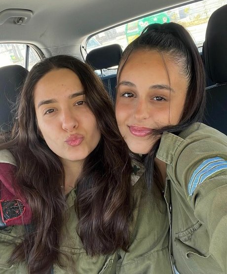 May Cohen model exclusive photo