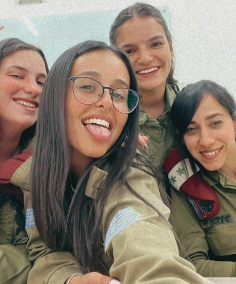 May Cohen erotic pornstar pictures