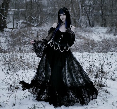 CreepyCassy xxx pornstar pics