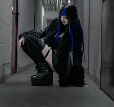 CreepyCassy pornstar perfect pics