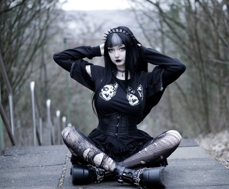 CreepyCassy pretty actress galleries