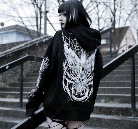 CreepyCassy nice star galleries