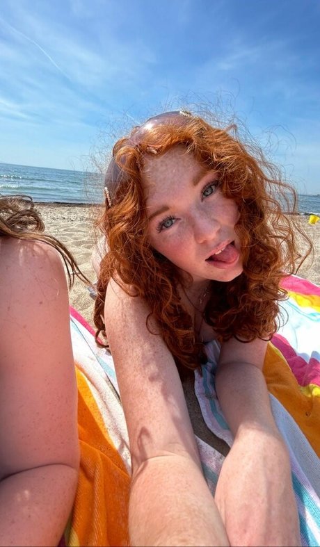 Kenziemahar pornstar sex photos