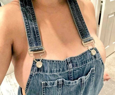 Salacious Peachy pornographic model archive