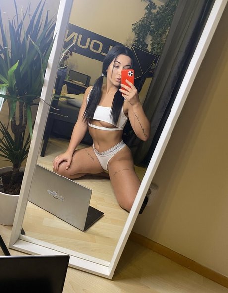 zuzusweet model high quality galleries