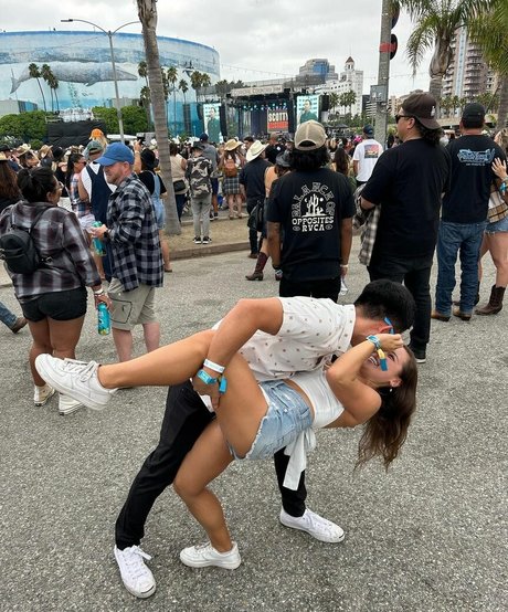 Alina Bitter naked model pictures