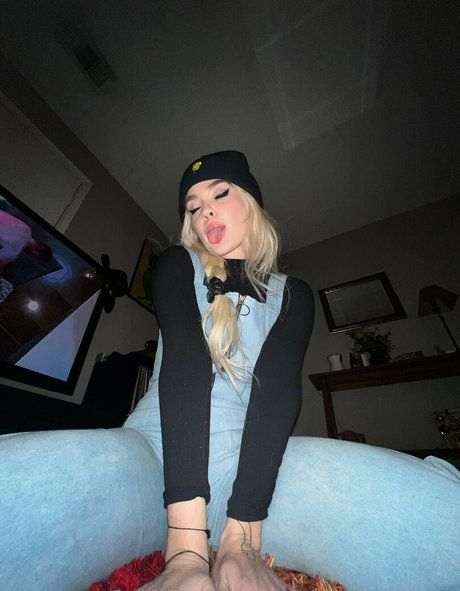 snowyserenasummers naked star galleries