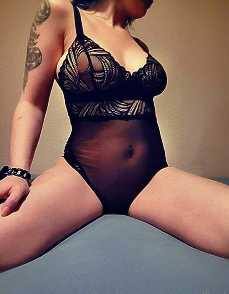 isaredbird model porn photo