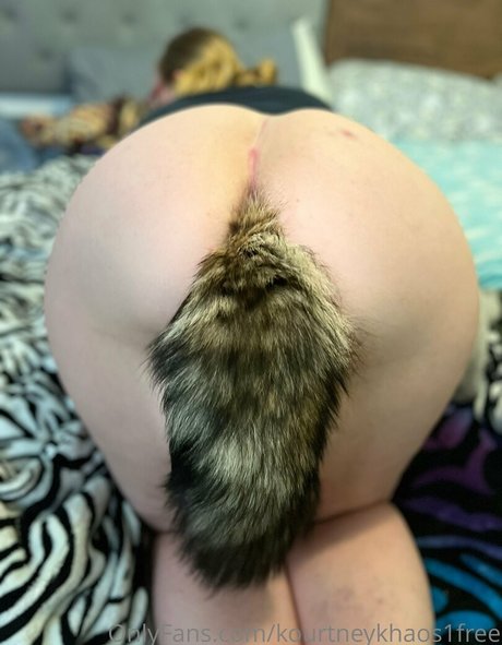 kourtneykhaos1free sex star photo