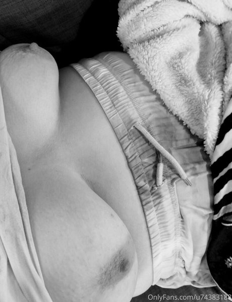 curvyd1 exclusive pornstar pics