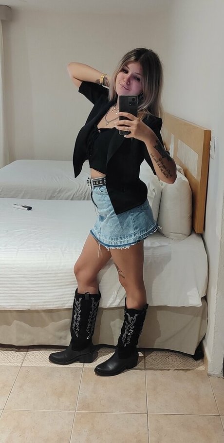 undressing onlyfans art xxx galleries