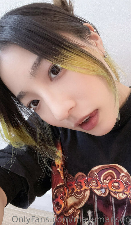 mayumanson top pornstar photo