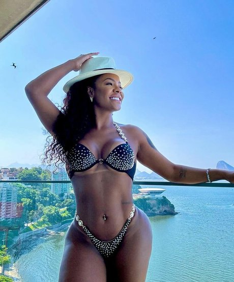 Jessica Apolinario pornstar pictures