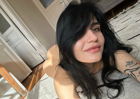 musemaria model adult photos