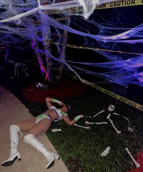 Monica Gonzalez nice star pic