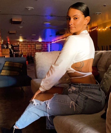 big tits blonde onlyfans naked galleries