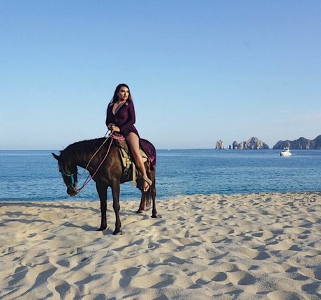 Wendy Alcala hot pornstar gallery