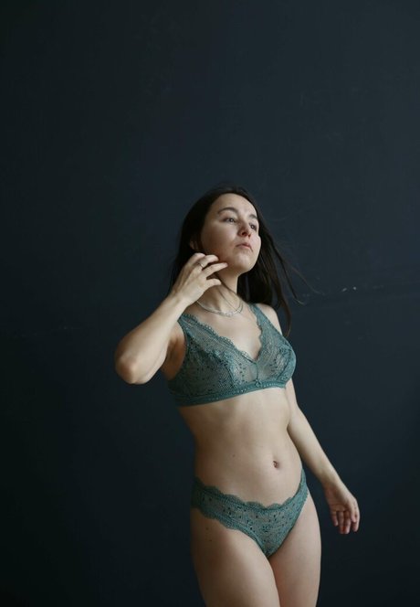 purr pure erotic pornstar picture